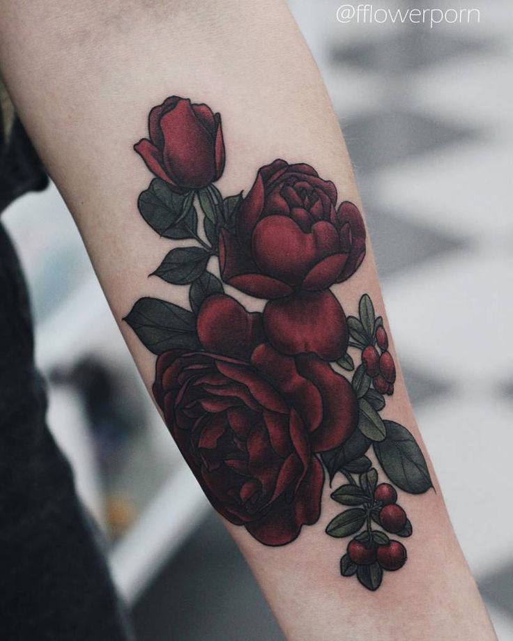 Body Tattoo S Illustrative Red Rose Tattoo On The Left Inner