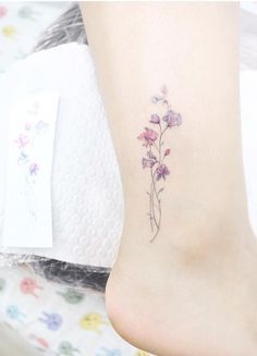 Small Sweet Tattoos / 36 Splendid Small Tattoo Ideas - SloDive : The 9 best places to visit in the uk july 6, 2021 / style.