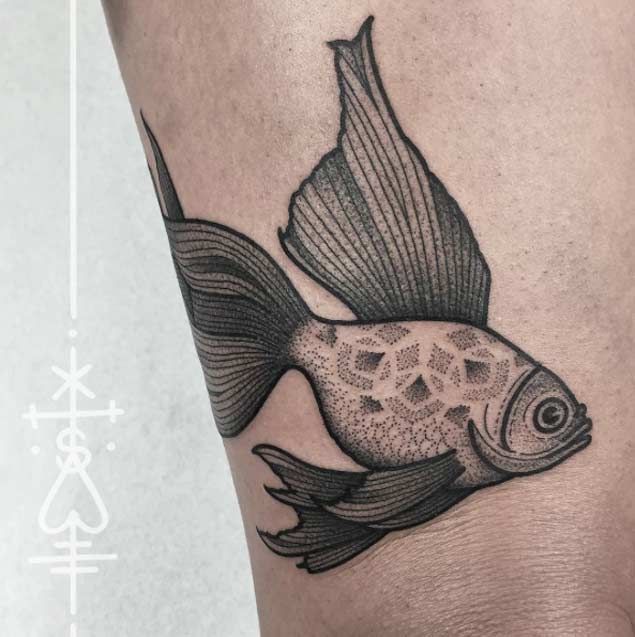 🐡 @chong.tattoo did this incredibly cool Japanese style goldfish at our  Newtown studio! 🐡 🐟 Click the link in our bio to make a booking wi… |  Instagram