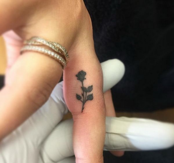 Waterproof Temporary Tattoo Sticker Body Makeup Flame Finger Tattoos Smiley  Black Square Rose Flower Art Flash Fake Tattoos - AliExpress