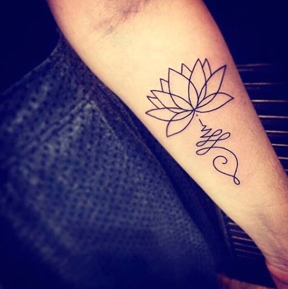 Geometric Tattoo - Les tattoos de la semaine sont consacrés au symbole ...
