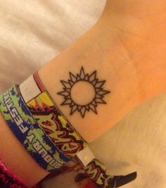 Tiny Tattoo Idea Simple Sun Tattoo Google Search Tattooviral Com Your Number One Source For Daily Tattoo Designs Ideas Inspiration