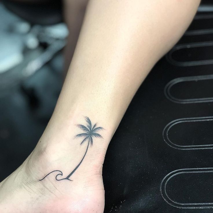 Tree Tattoo - Resultado de imagen de wave and palm tree tattoo ...