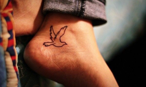 100 cute little tattoo designs for girls' feet